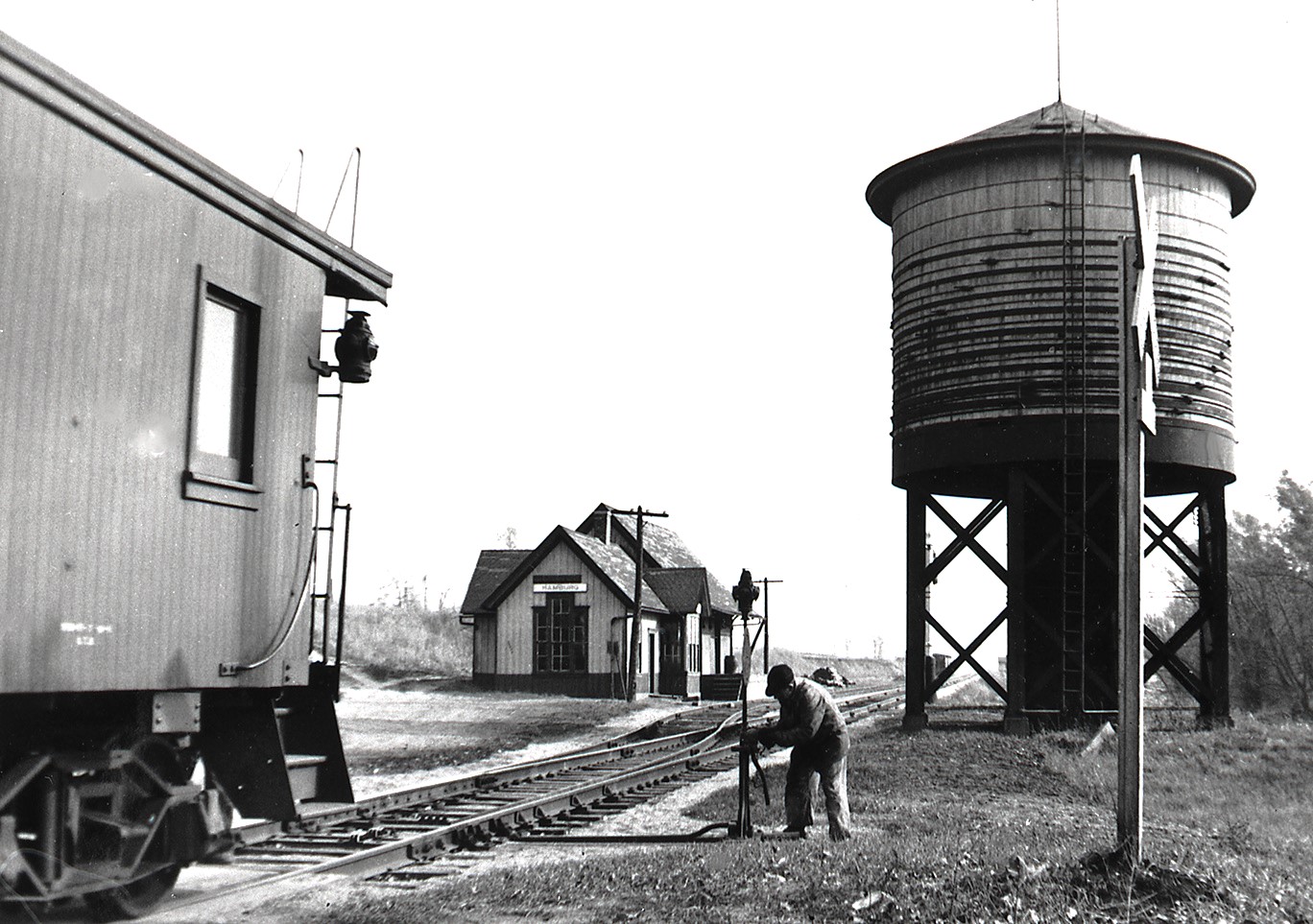 GT Hamburg Depot and Train